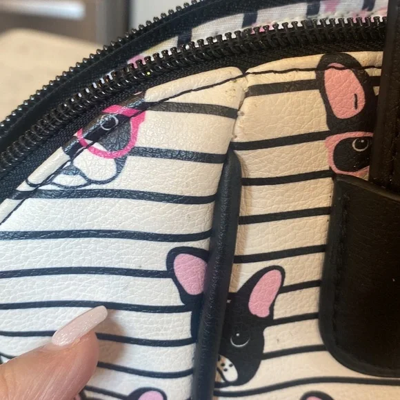 Betsey Johnson Black and White French Bulldog Crossbody Bag - Picture 8 of 10